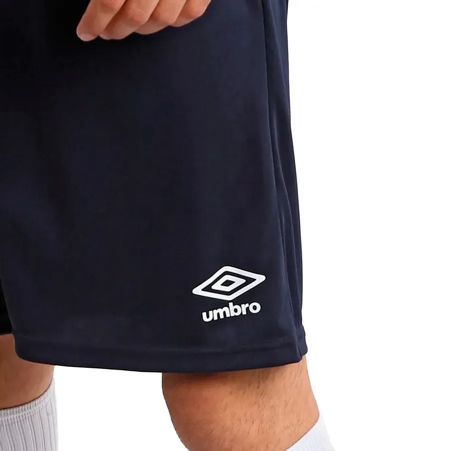 Imagen 3 de 4 de Umbro Shorts  Básico-MARINO