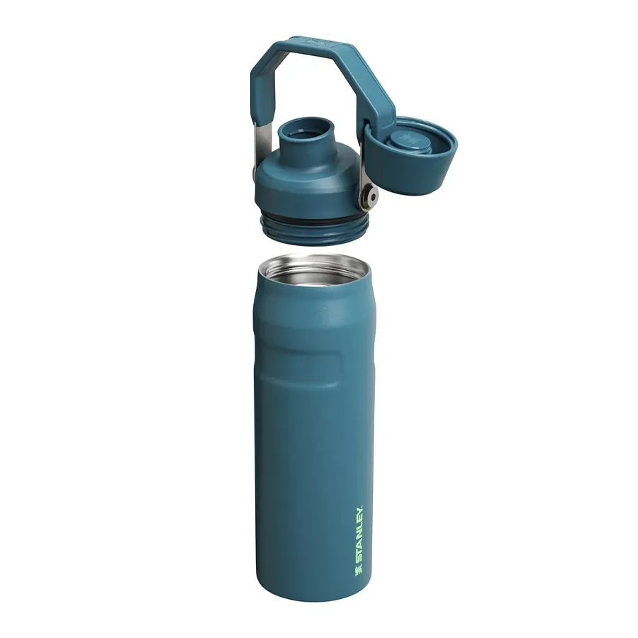 Imagen 2 de 4 de Botella Stanley Iceflow Aerolight 710 ml.-PETROLEO