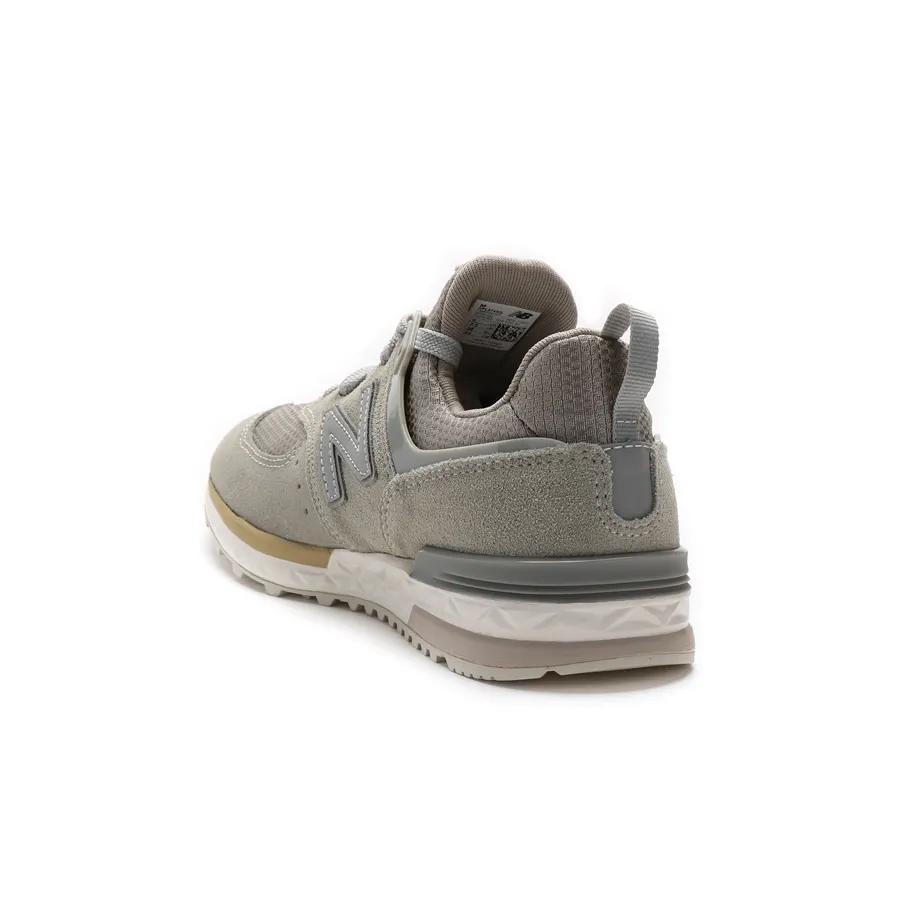 Imagen 2 de 4 de Zapatillas New Balance 574 Sport Grade-GRIS