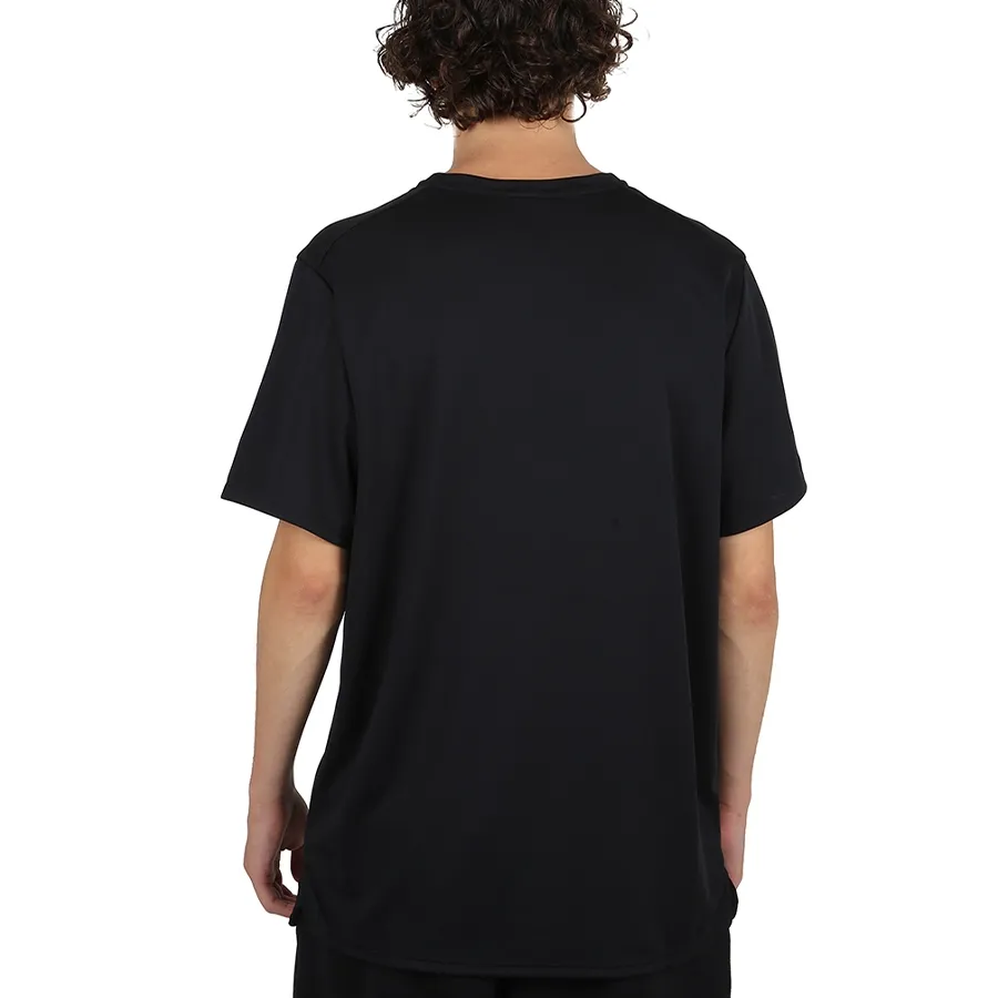 Imagen 1 de 3 de Remera Nike Dri-fit Uv Miler Studio '72-NEGRO/LIMA