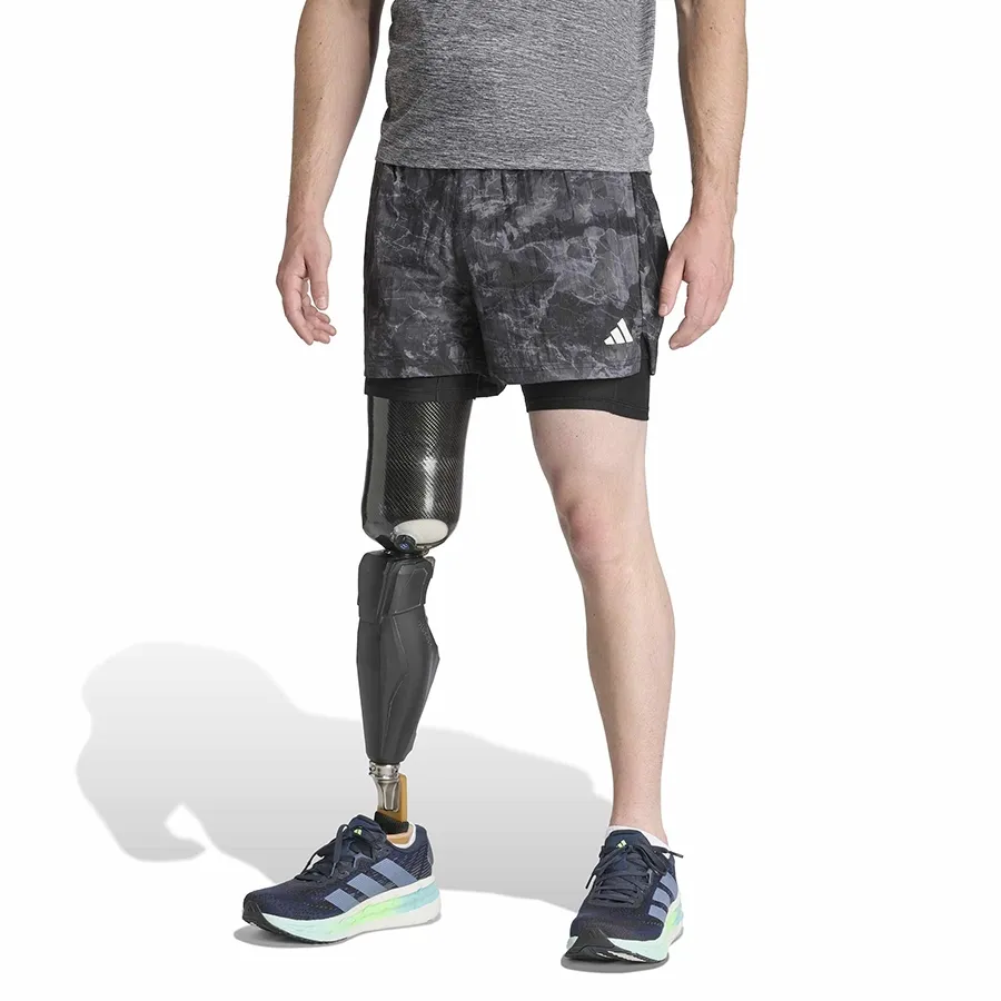 Imagen 0 de 4 de adidas Shorts  Own The Run 2 en 1-GRIS/NEGRO