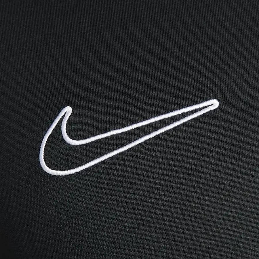 Imagen 4 de 5 de Remera Nike Academy-NEGRO