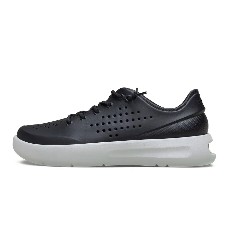 Imagen 2 de 6 de Sandalias Crocs InMotion Pacer-NEGRO