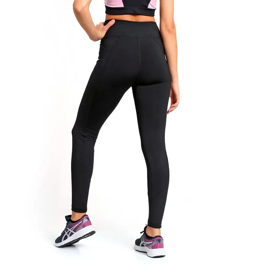 Imagen 2 de 5 de Calza Larga Asics SS22-NEGRO