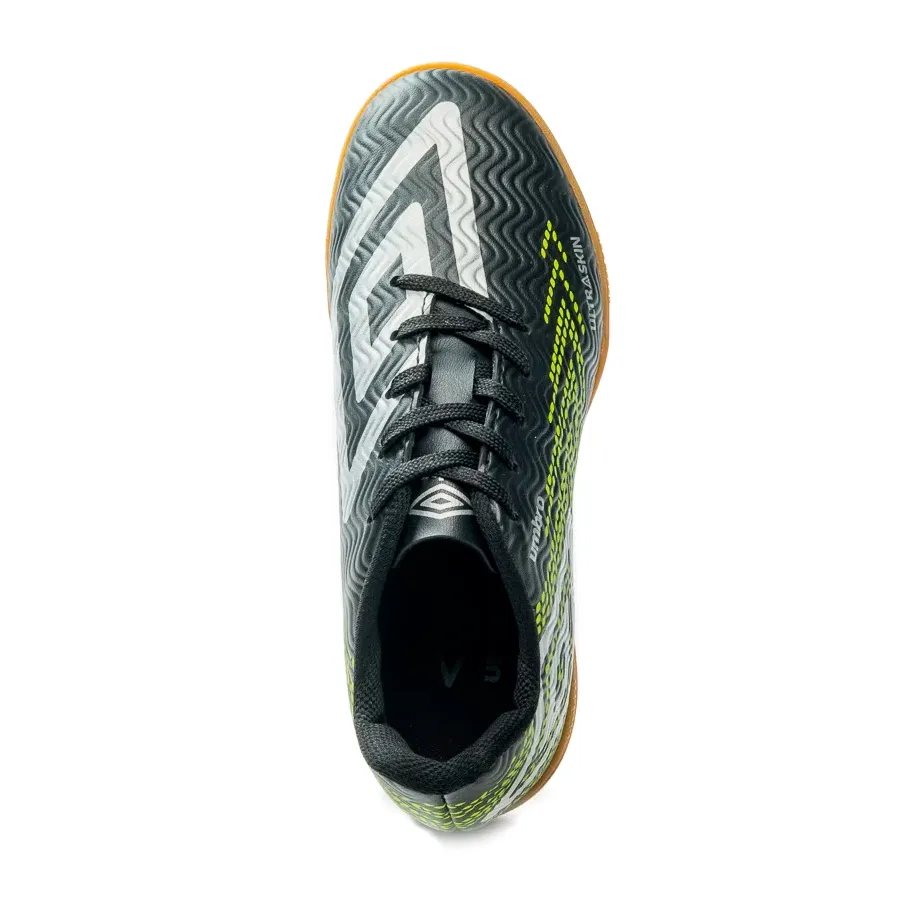 Imagen 3 de 6 de Botines Umbro Sala Ultraskin Jr-NEGRO/PLATA/LIMA