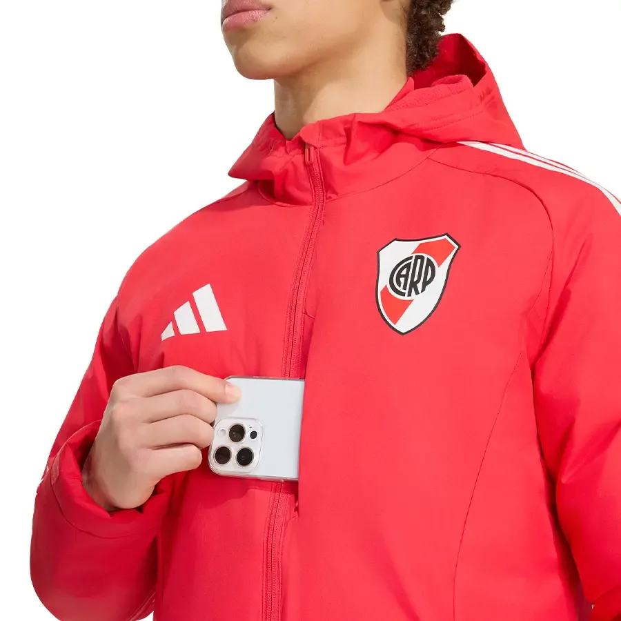 Imagen 4 de 5 de Campera adidas Stadium Parka River Plate 26/27-ROJO/BLANCO