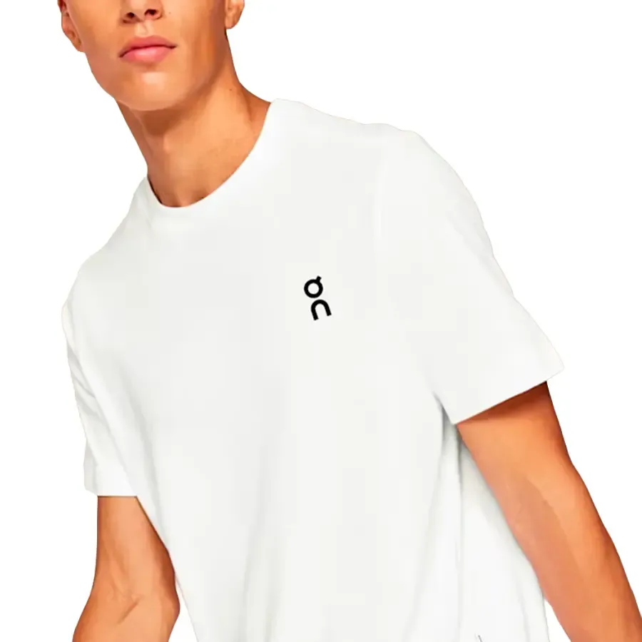 Imagen 2 de 3 de Remera On Club-T-BLANCO