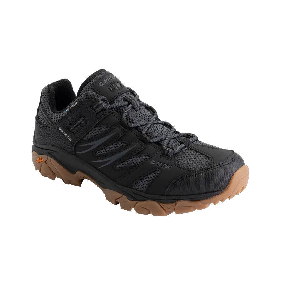 Imagen 1 de 4 de Zapatillas Hi-tec Tarantula Low WP-NEGRO/GRIS/MARRON