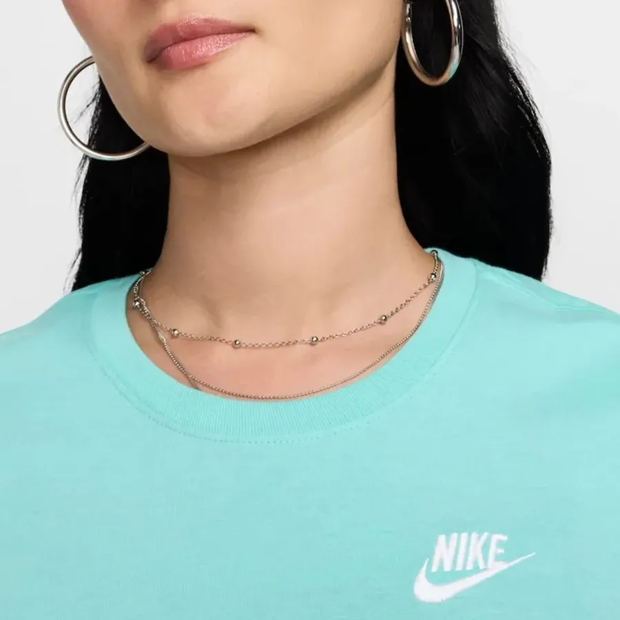 Imagen 1 de 3 de Remera Nike Nsw Club Ss-TURQUESA