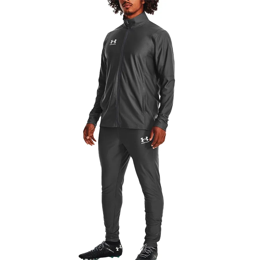 Imagen 0 de 3 de Conjunto Under Armour Challenger-GRIS