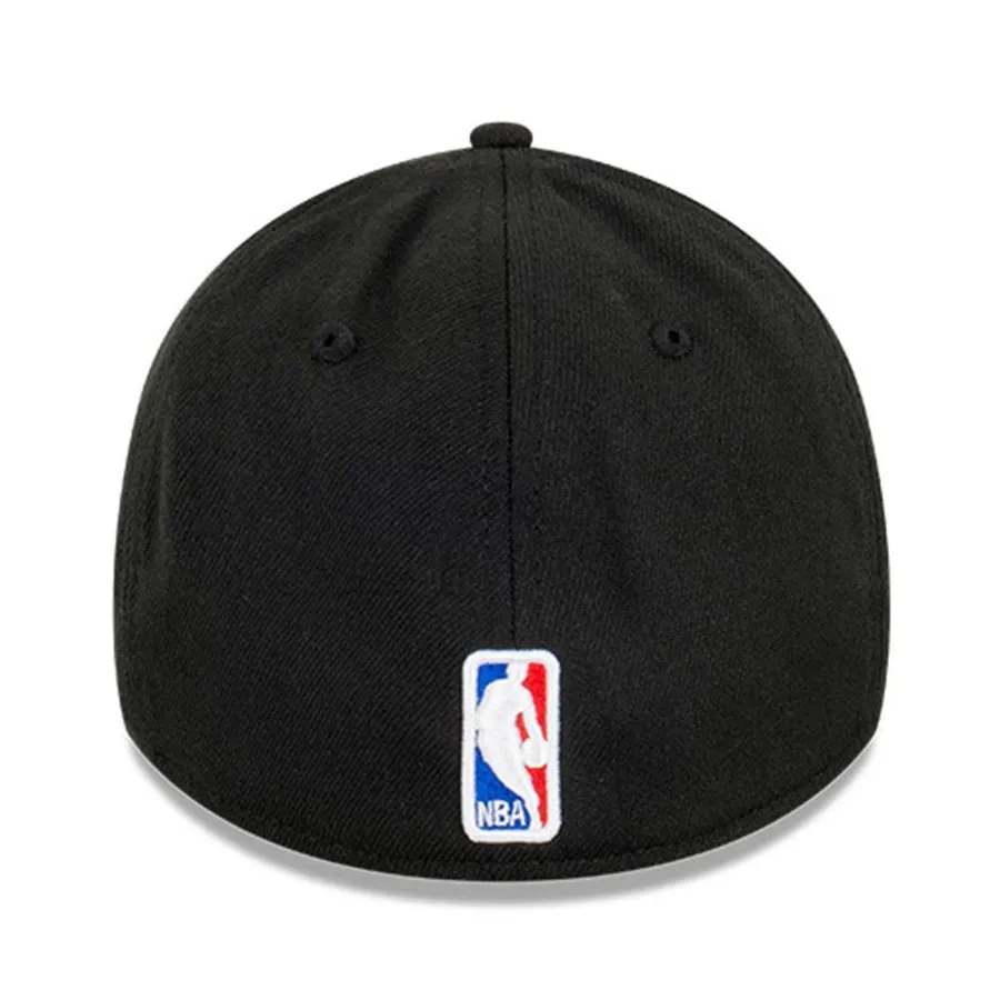 Imagen 3 de 4 de Gorra New Era Phoenix Suns-NEGRO/NARANJA