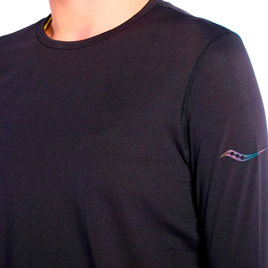 Imagen 2 de 5 de Remera Saucony Saukony Stopwatch Long Sleeve-NEGRO