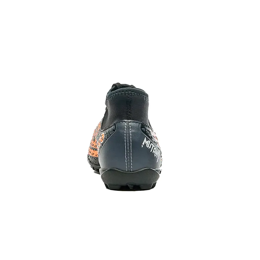 Imagen 5 de 7 de Botines Umbro Sintético Mutant Jr-NEGRO/NARANJA