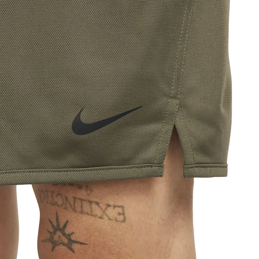 Imagen 3 de 4 de Nike Shorts  DF Totality Knit 7in-VERDE OLIVA