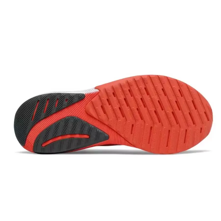 Imagen 3 de 4 de Zapatillas New Balance FuelCell Propel v2-NEGRO/ROJO