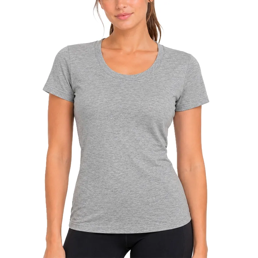 Imagen 0 de 3 de Remera Nike Vem Junto Blank Tee-GRIS