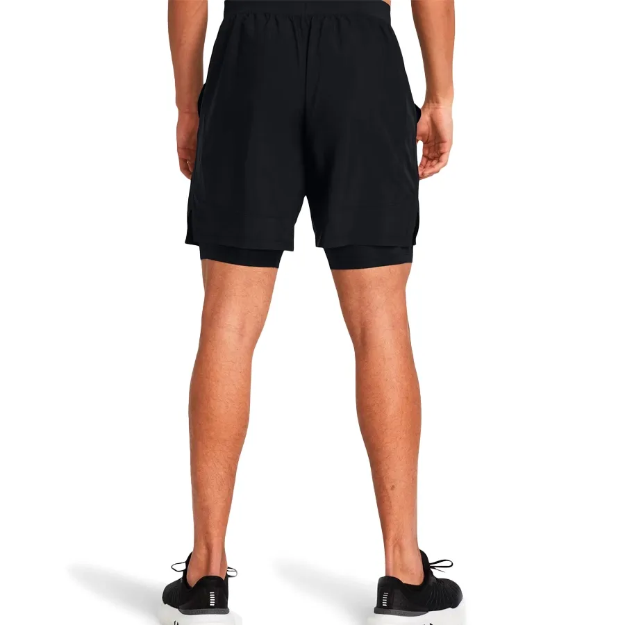 Imagen 1 de 4 de Shorts Under Armour Launch 2 en 1 de 7"-NEGRO