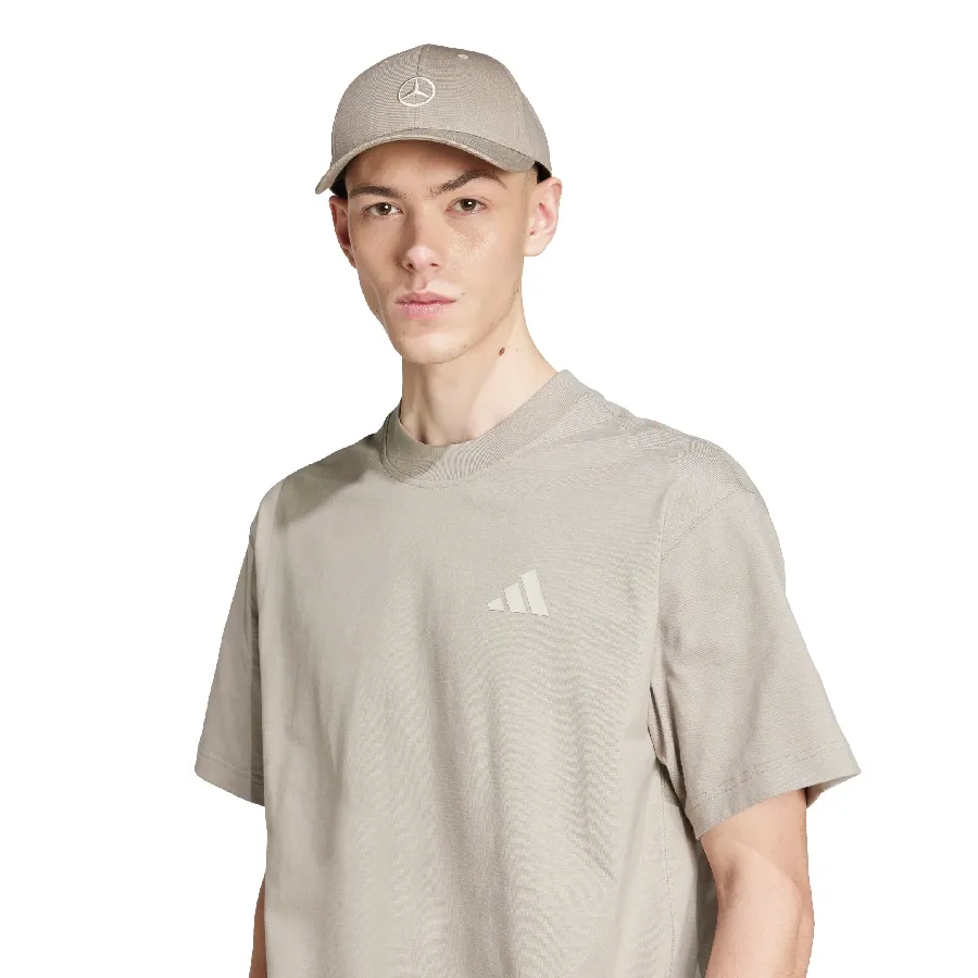 Imagen 2 de 4 de Remera adidas Sweat Mercedes Tee-BEIGE
