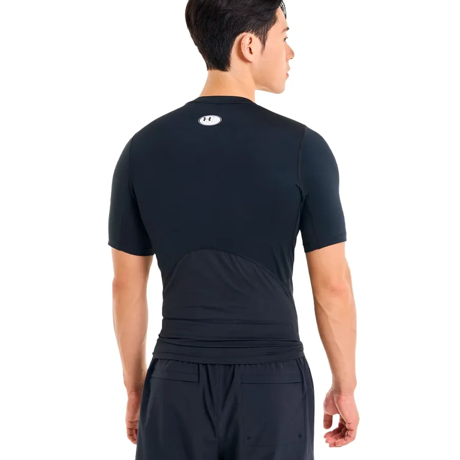 Imagen 1 de 5 de Remera Under Armour Heatgear-NEGRO