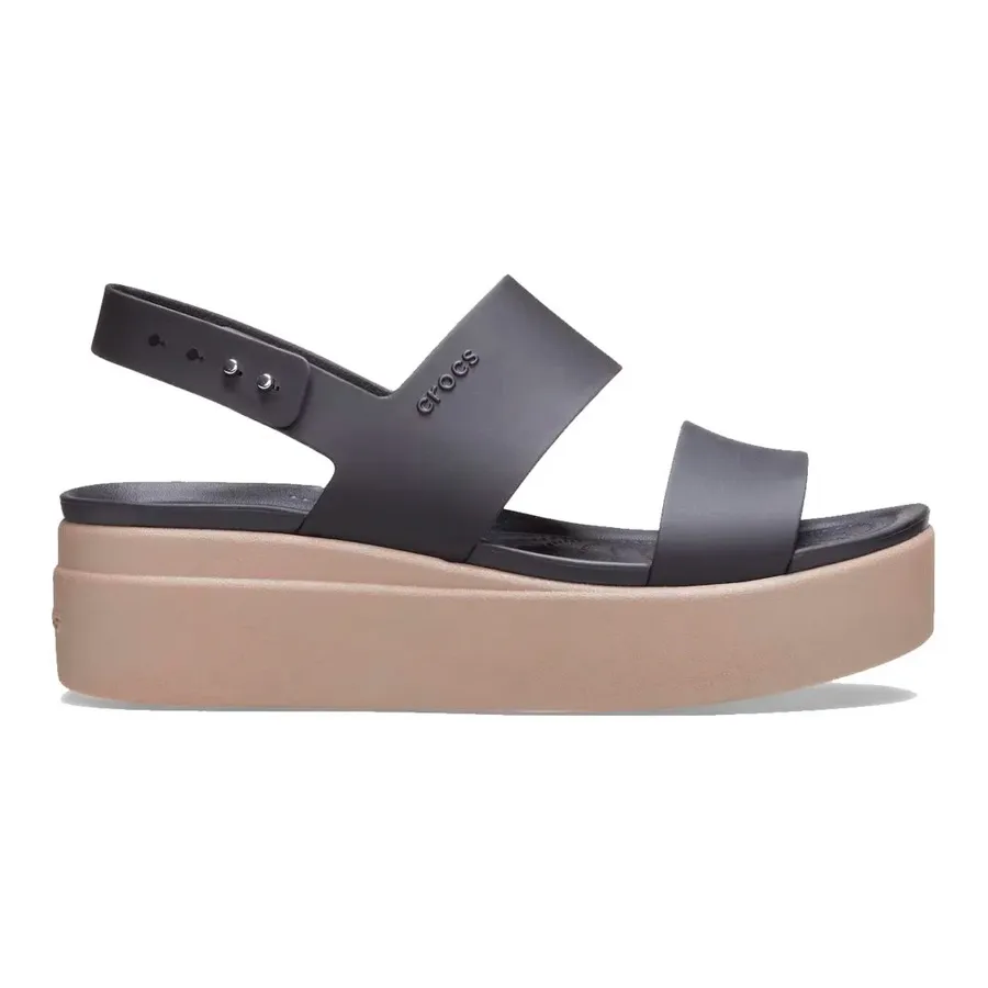Imagen 0 de 5 de Sandalias Crocs Brooklyn Low Wedge-NEGRO