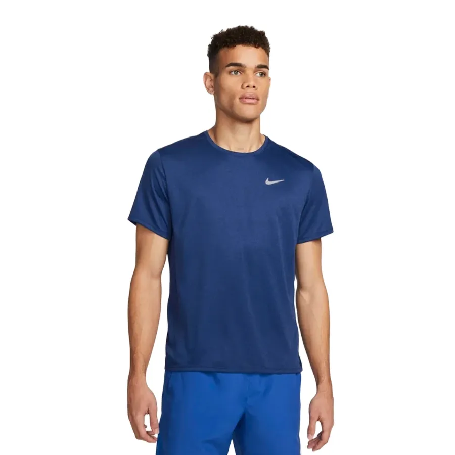 Imagen 0 de 3 de Remera Nike Miler Dri-FIT UV Short-Sleeve Running Top-MARINO