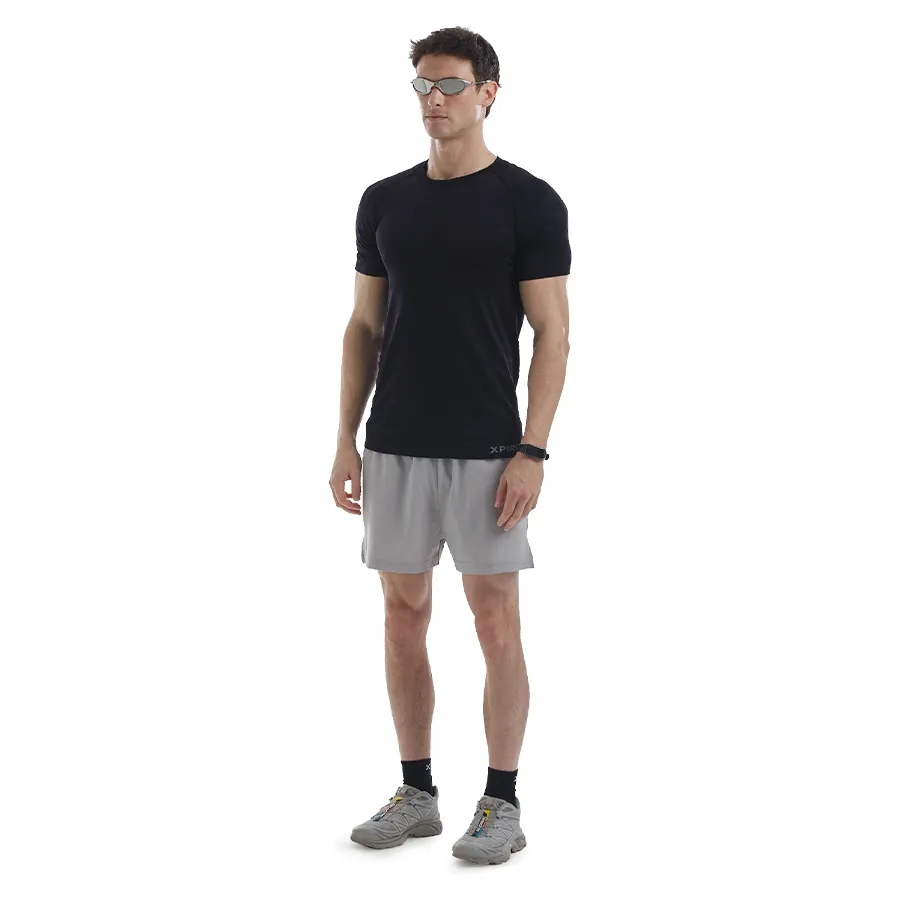 Imagen 2 de 3 de Remera Xpirit Pro Seamless Collection-NEGRO