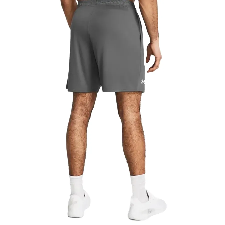 Imagen 1 de 4 de Shorts Under Armour Launch Elite 7''-GRAFITO