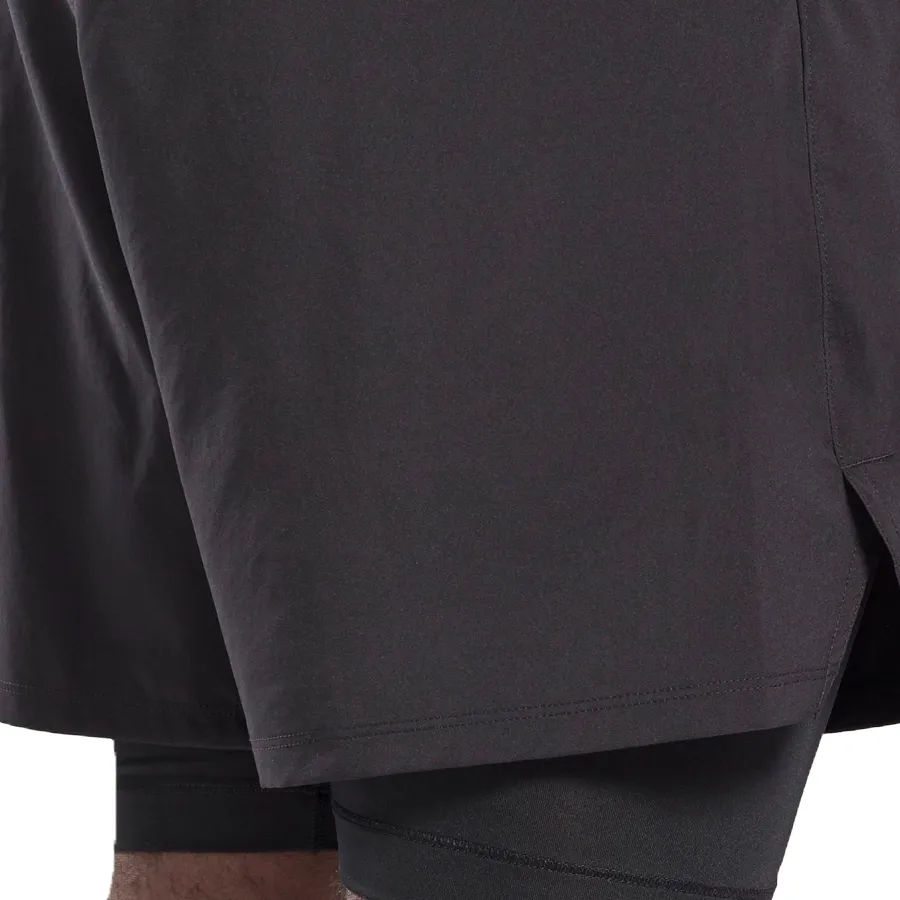 Imagen 2 de 4 de Shorts Reebok 2 en 1-NEGRO