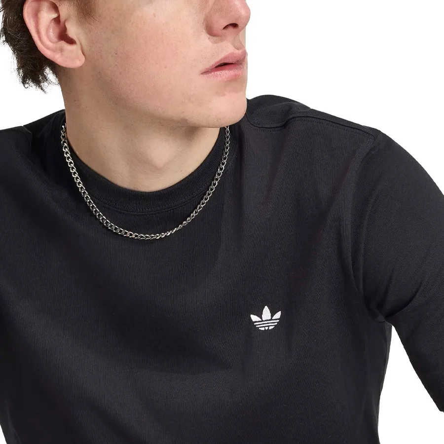 Imagen 2 de 4 de Remera adidas originals Trifolio Essentials-NEGRO