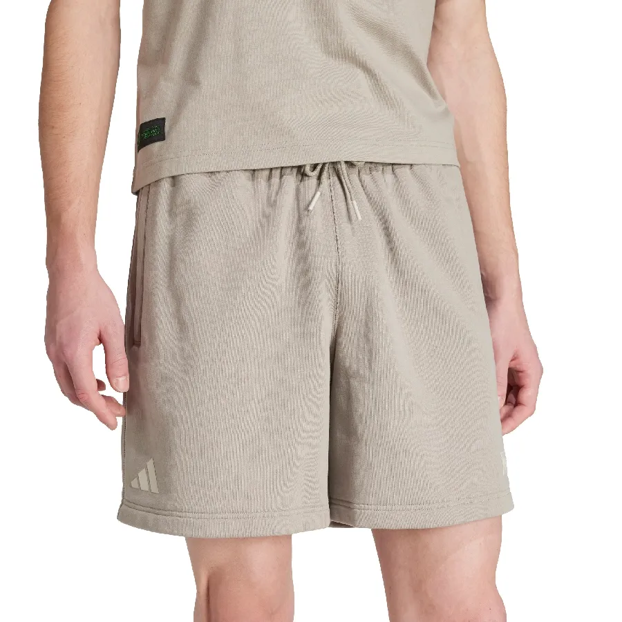 Imagen 2 de 5 de Short adidas Premium Sweat Mercedes-BEIGE