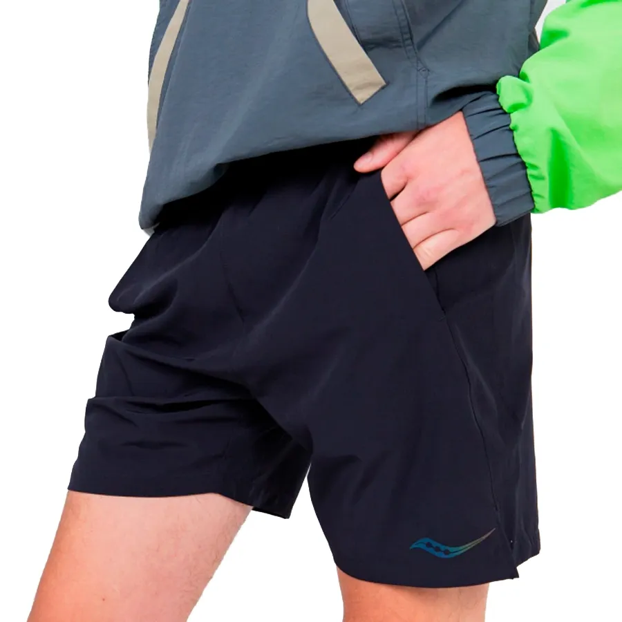 Imagen 0 de 4 de Shorts Saucony Outpace 6"-NEGRO