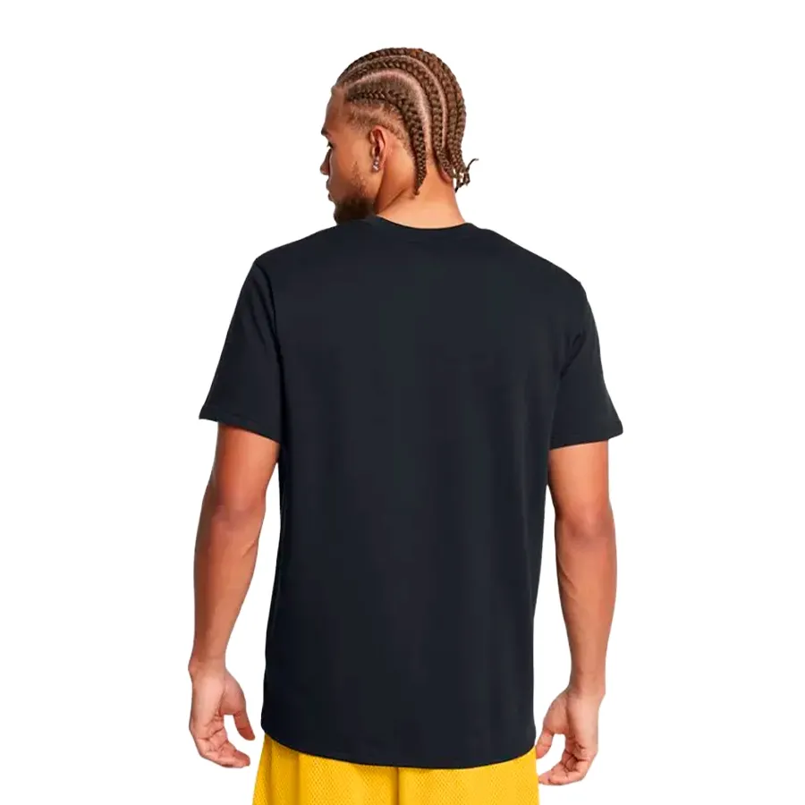 Imagen 1 de 4 de Remera Under Armour Curry Heavyweight Logo-NEGRO