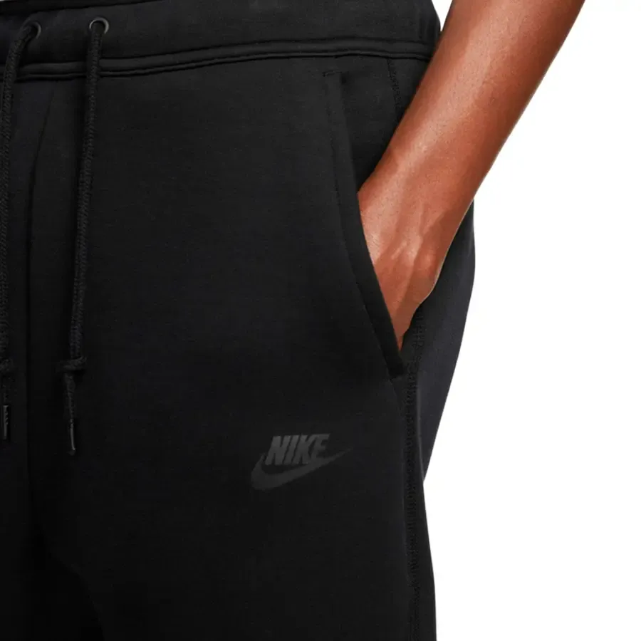 Imagen 2 de 6 de Pantalón Nike Tech Fleece-NEGRO