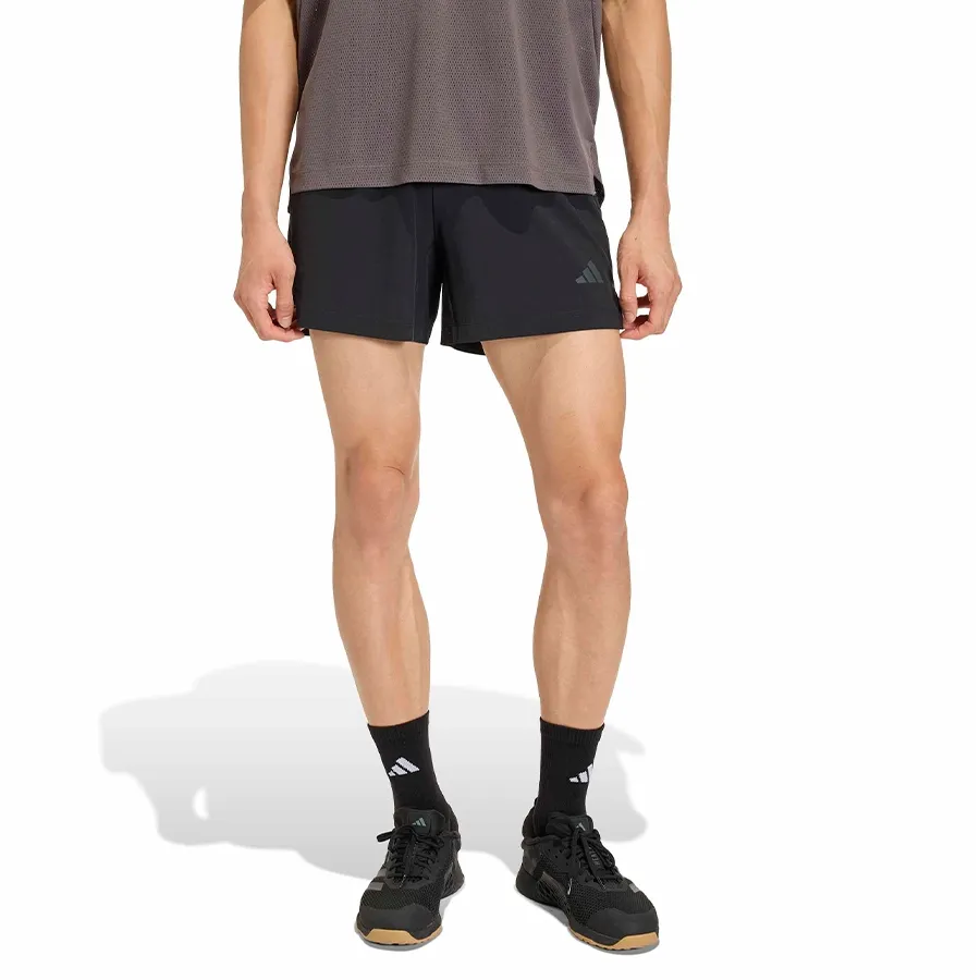 Imagen 1 de 6 de Short adidas D4T Essentials-NEGRO