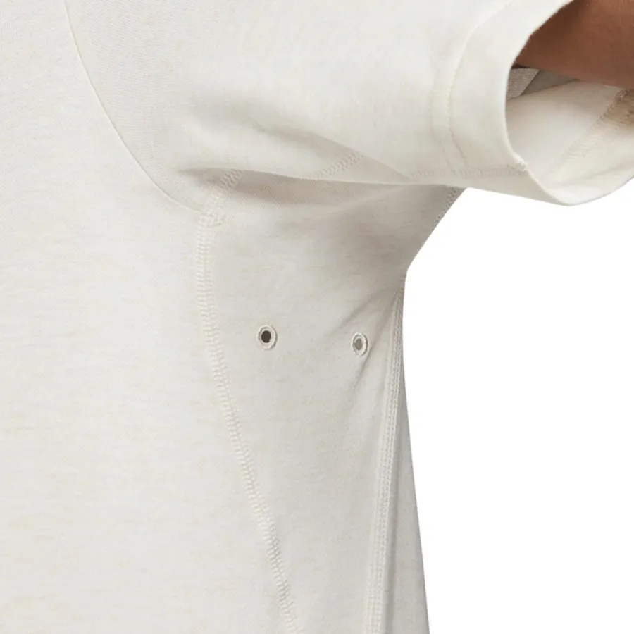 Imagen 2 de 4 de Remera Nike Primary-BLANCO