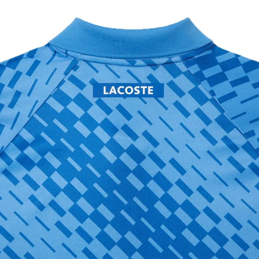 Imagen 4 de 6 de Remera Lacoste Novak Djokovic-CELESTE/AZUL