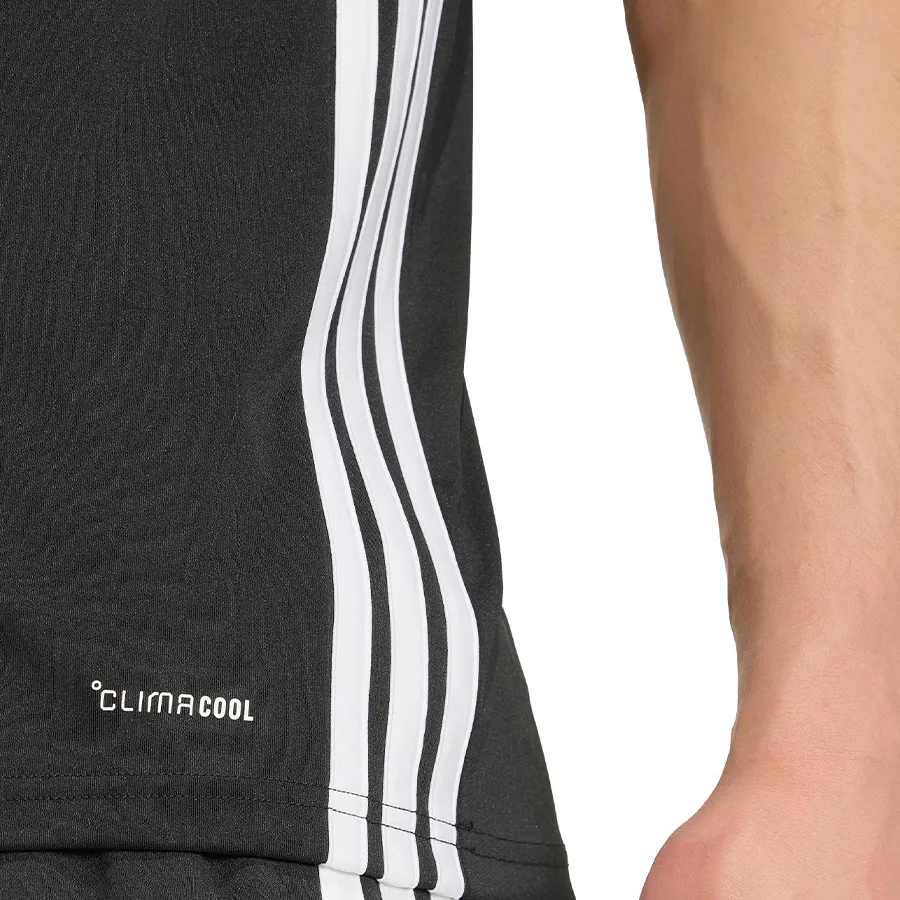 Imagen 5 de 6 de Camiseta adidas Tiro26 Essentials-NEGRO