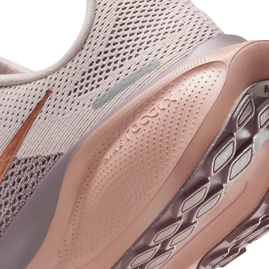 Imagen 6 de 7 de Zapatillas Nike Pegasus 41-ROSA/BRONCE