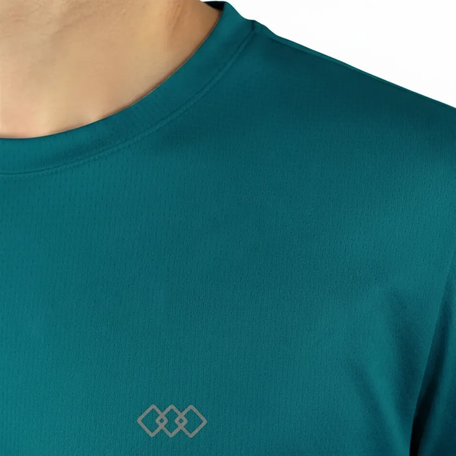 Imagen 3 de 5 de Remera Kamp Ultrarun con Recortes Laterales-AZUL