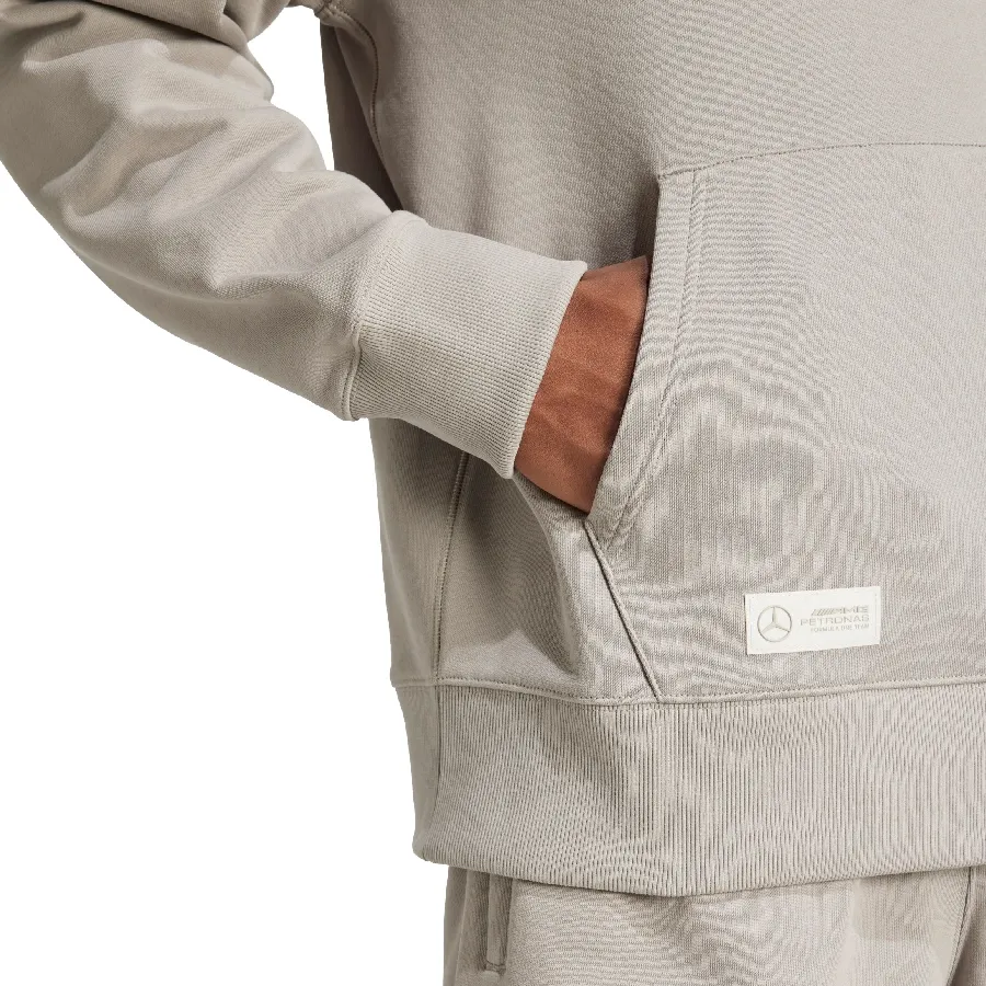 Imagen 2 de 3 de Buzo adidas Mercedes-BEIGE