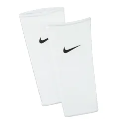 Gemelera Nike Guard Lock
