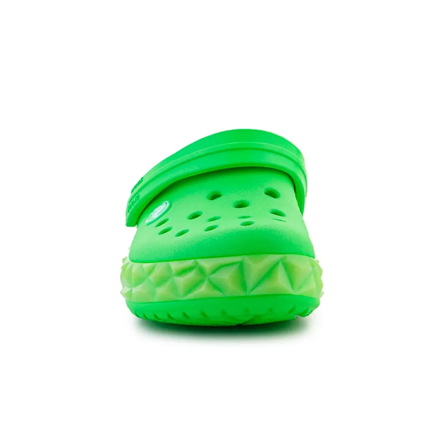 Imagen 3 de 6 de Ojotas Crocs Crocband Geometric Glow-VERDE