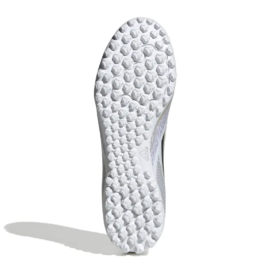Imagen 4 de 7 de Botines adidas F50 Club Tf-BLANCO/NEGRO