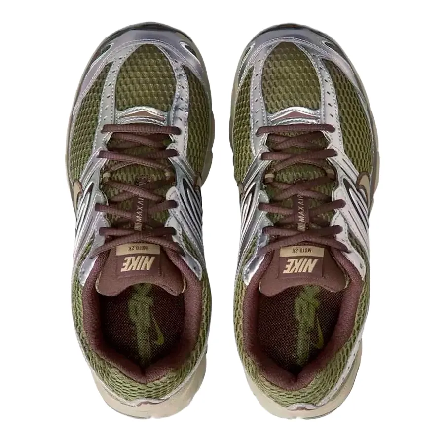 Imagen 3 de 7 de Zapatillas Nike Air Max Moto 2k-MARRON-PLATA