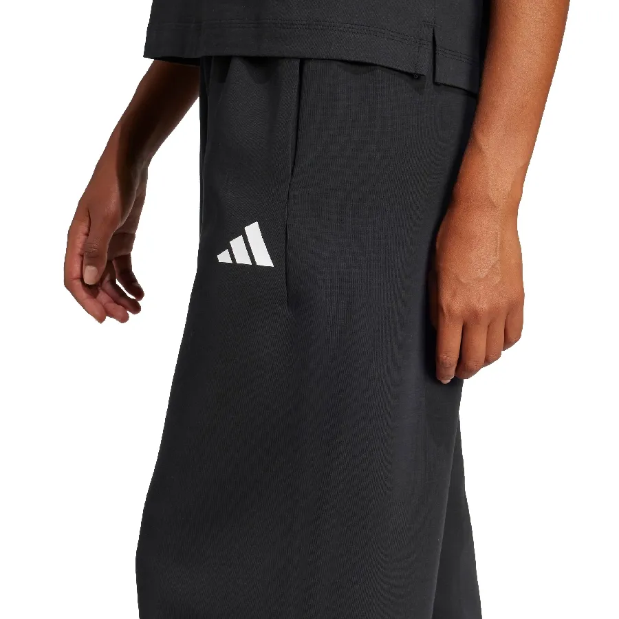 Imagen 3 de 5 de Pantalón adidas Future Icons 3 Tiras-NEGRO