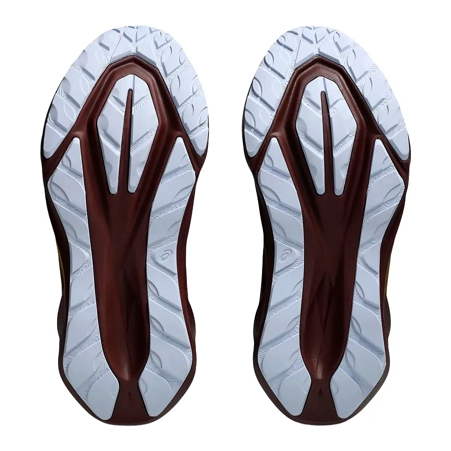 Imagen 4 de 7 de Zapatillas Asics Novablast 5 Nature Bathing-MARRON/VINO/NARANJA