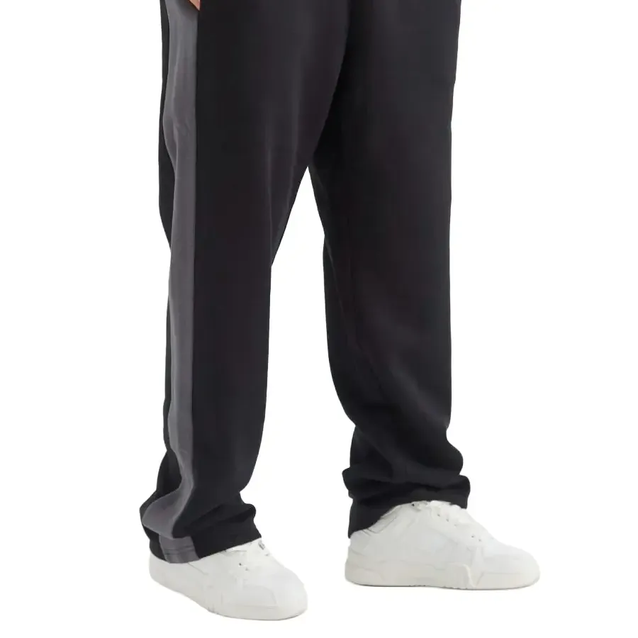 Imagen 1 de 4 de Pantalón Atomik Jogger Bumper-NEGRO