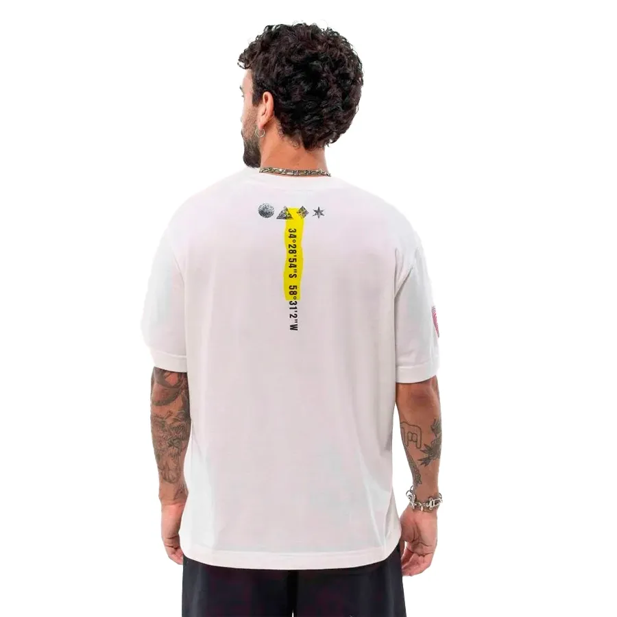 Imagen 3 de 9 de Remera Fila Lolla Sound-BLANCO