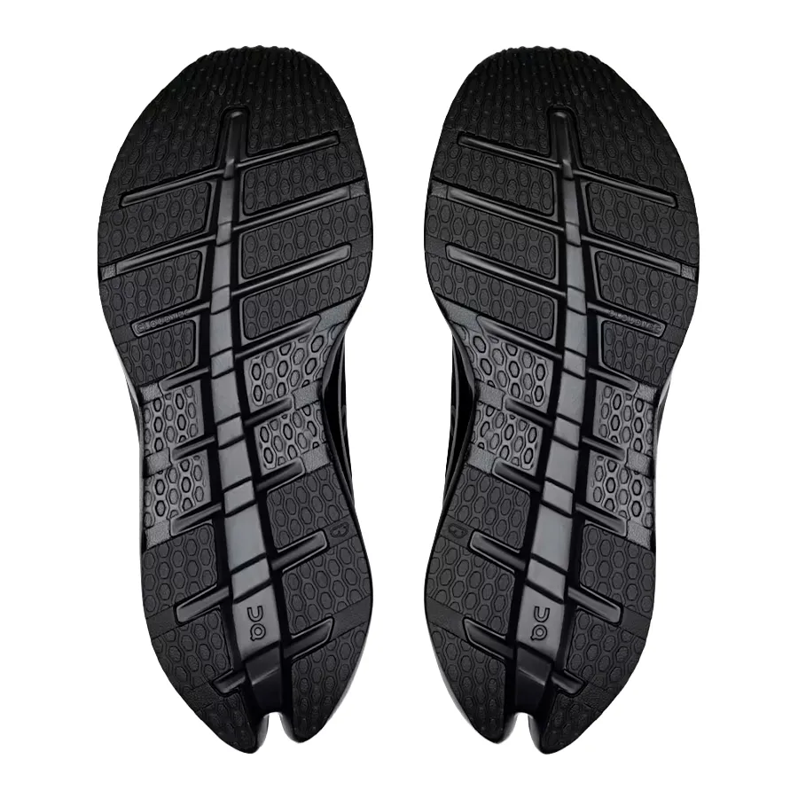 Imagen 4 de 6 de Zapatillas On Cloudrunner 3-NEGRO