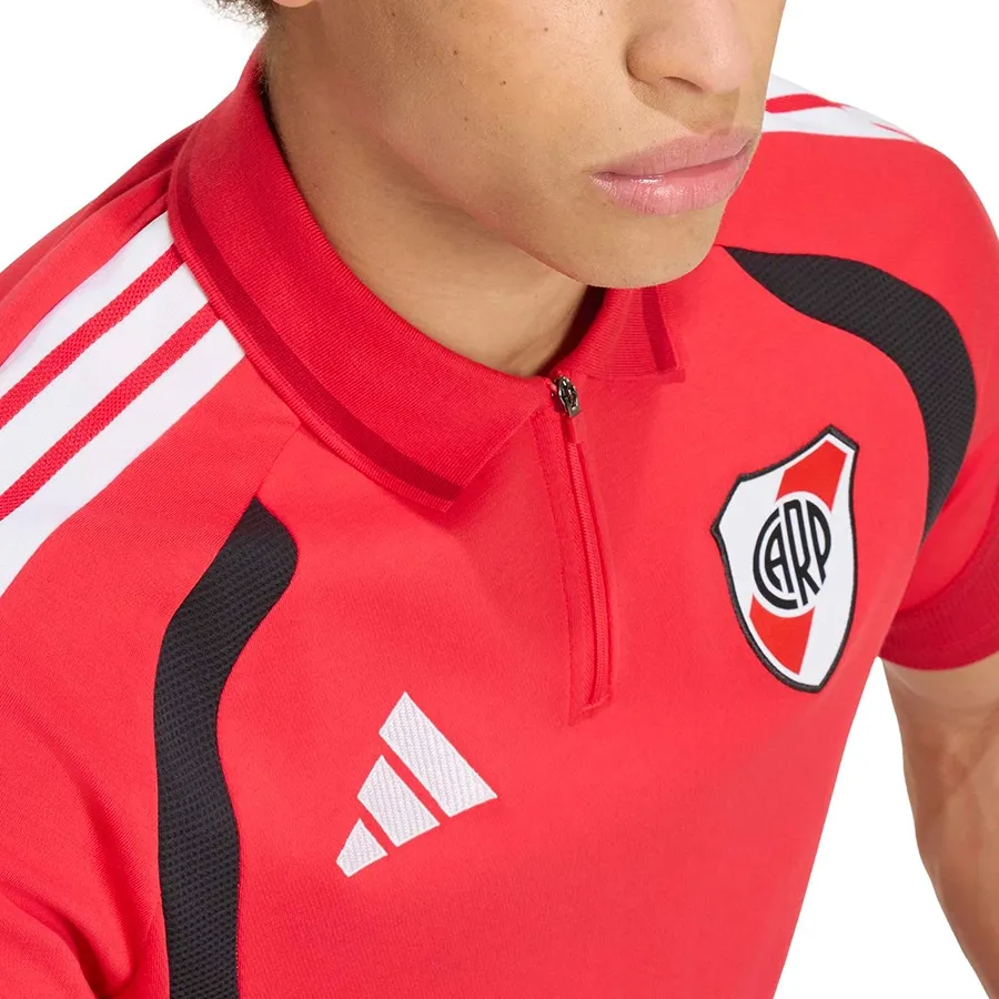 Imagen 3 de 5 de Polo adidas Tiro26 Competition River Plate 26/27-ROJO